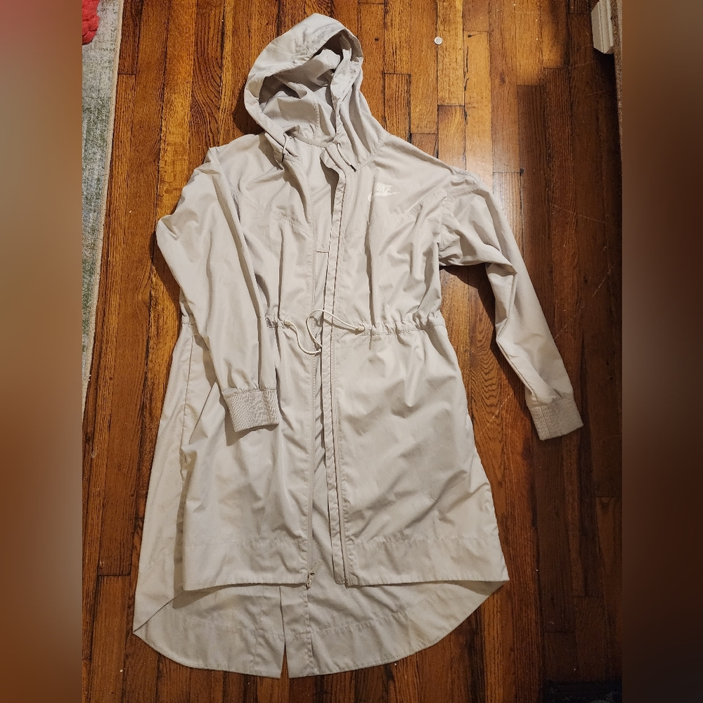 Nike long wind breaker